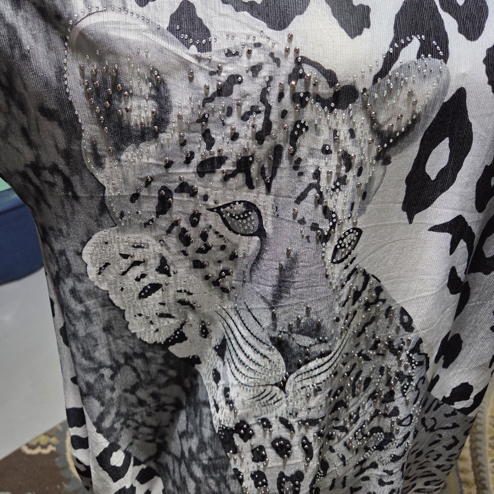 Leopard Print Women's Tunic Top - Black and Gray